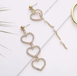 Women's Pearl Love Heart Dangle Drop Earrings thumbnail 1