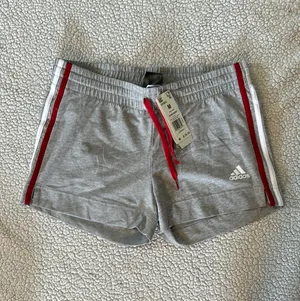Adidas W AM Short thumbnail 1