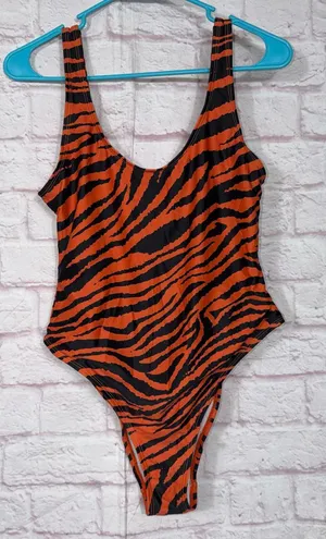 Missguided Tiger Print One-Piece Swimsuit Size 8 thumbnail 1