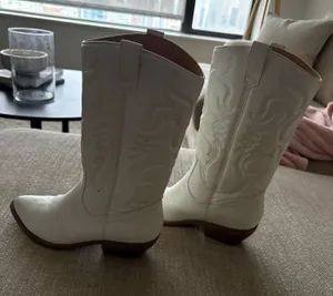 Amazon Cowboy boots thumbnail 1