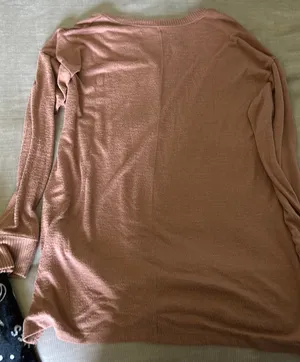 Abercrombie Soft Pink Sweater thumbnail 2