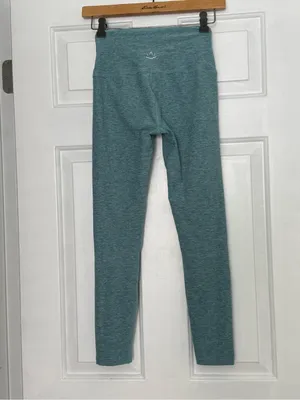 Beyond Yoga Spacedye Walk and Talk High Waisted Capri Leggings in Blue thumbnail 3