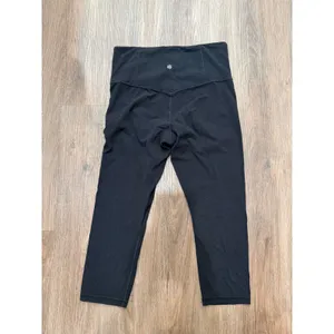 Athleta Elation Capri Leggings Womens Medium‎ Black High Rise Yoga Workout 19in thumbnail 2