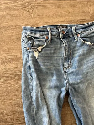 Abercrombie Simone High Rise Ankle Jeans Womens 28 6 Light Wash Distressed Y2K thumbnail 7