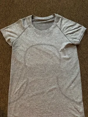 Lululemon Swiftly Tech Grey Short Sleeve thumbnail 1