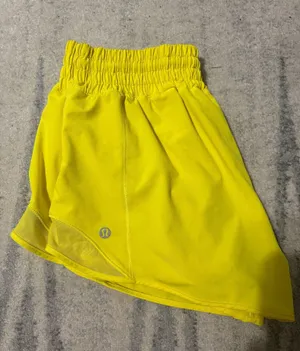 Lululemon Hotty Hot Shorts High-Rise 2.5" thumbnail 1