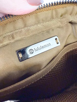 Lululemon Everywhere Belt Bag‎ 1L Fleece Burnt Caramel Sherpa thumbnail 11