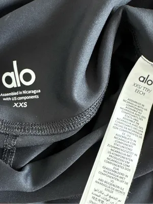Alo yoga High-Waist Airlift Legging in black sz XXsmall thumbnail 6