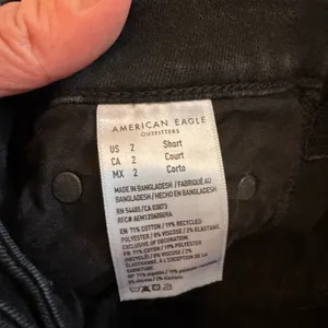 American Eagle Outfitters Distressed Black Hi-Rise Jeggings size 2 Short thumbnail 13