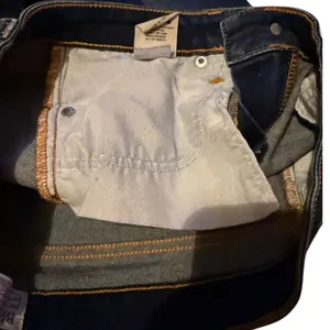 BKE Stella Straight Jeans Womens 25 Dark Wash‎ Blue Low Rise Whiskered Denim thumbnail 6