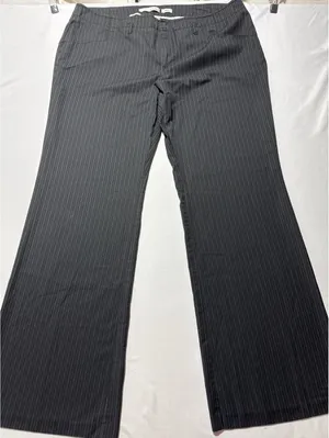 Old Navy Pinstripe Black Dress Pants Size 16 - Business Chic thumbnail 1