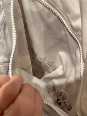 Lululemon Pack It In Miss Misty Jacket II size 6 light‎ grey white cloud print thumbnail 2