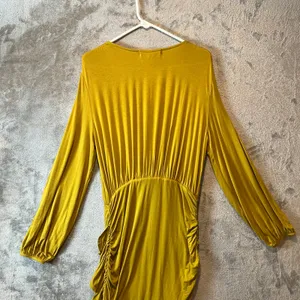 Free People Miami‎ Dress Size Large Long Sleeve Ruffle Mini Mustard Yellow thumbnail 4