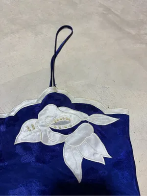 Victoria’s Secret gold label vintage Floral Camisole with White Appliqué small thumbnail 4