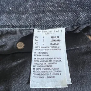 American Eagle 90s Boyfriend Solid Denim Jeans Black Dark Wash Relaxed Size 4 thumbnail 4