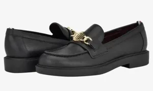 NEW Tommy Hilfiger Women’s Size 7.5 Black Terina Faux Leather Loafers thumbnail 1