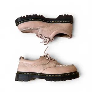 Dr Martens Lowell Buttersoft Leather Moc Toe Shoes Powder Pink Coquette Sz 8 thumbnail 4