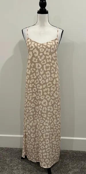 Pink Lily Maxi Dress thumbnail 2