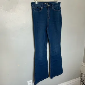 YMI Hyperdenim Women’s Bootcut Stretch Jeans 8 10 M Medium thumbnail 2