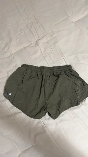 Lululemon Hotty Hot Shorts Olive Green 2.5" thumbnail 2
