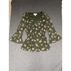 Elle Green‎ V-neck Blouse With Pink Flowers, Size M Whimsy Fairy Yk Lace Meah thumbnail 4