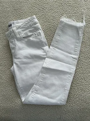 Paige Low Rise Verdugo Crop w/Raw Hem Stretch Jeans Artica White Size 24 thumbnail 4
