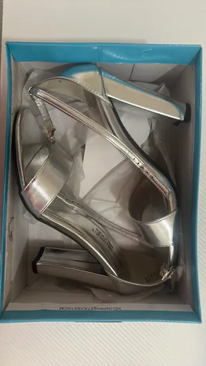 Formal Shoes Silver Size 7.5 thumbnail 1