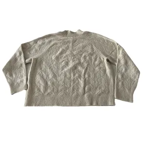 Uniqlo Women’s Pointelle Knit Sweater Ivory Size Medium thumbnail 2