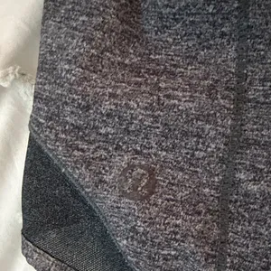 Lululemon Gray Low Rise Hottie Hots Low-Rise thumbnail 3