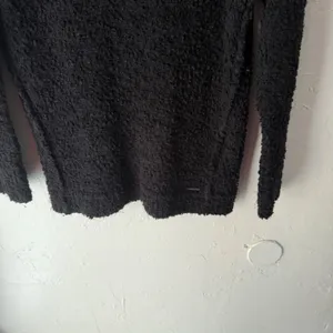 Abercrombie Fitch Popcorn V Neck Long Sleeve Sweater Black Women's Medium Preppy thumbnail 5