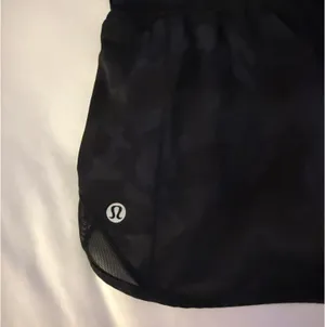 Hotty Hot Lululemon Shorts 2.5" thumbnail 3