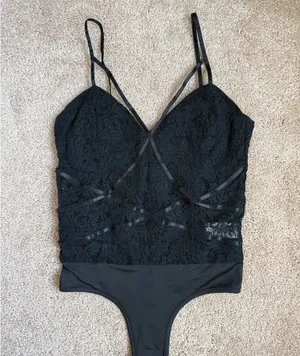 NWOT Missguided Harness Black Lace Cami Bodysuit. Size 2 thumbnail 10