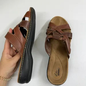 Clarks Collection Brown Leather Strappy Slide Sandals hook and loop summer 9.5 thumbnail 4