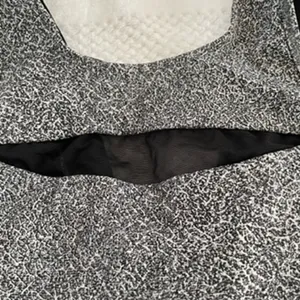 Lululemon Open Front Patterned Sports Bra Size 6 thumbnail 3