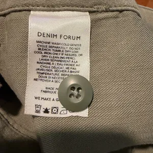 Denim Forum The '90s Utility Hi-Rise Loose Jean Bitter Sage Sz 25 thumbnail 6