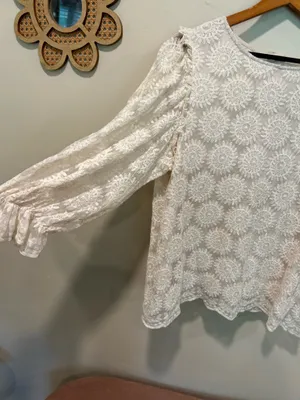 Boho cream colored top (XL) White thumbnail 2