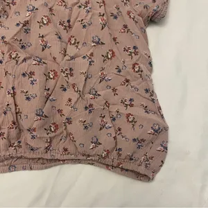 American Eagle Floral Top‎ thumbnail 3