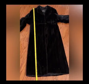 Burchay’s Exclusive Furriers of Chattanooga Long Women’s Mink Coat - Large Tall thumbnail 10