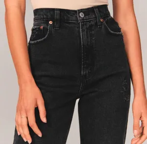 Abercrombie Black 90's Straight Leg Ultra High Rise Curve Love Jeans thumbnail 5