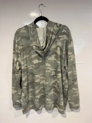 a:glow Maternity‎ Nursing Top - Heather Gray Green Camo thumbnail 4
