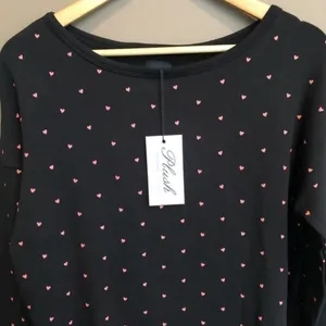NWT Plush Fleece Lined Heart Lounge Set PJ Small‎ thumbnail 6