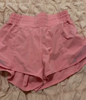 Lululemon Shorts Hotty Hot thumbnail 1