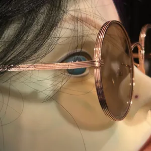 Round Gold Sunglasses Unisex thumbnail 14