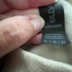Gildan “Griswold’s Tree Farm”. Sweatshirt Size XL. NWOT thumbnail 3