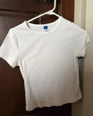 Old Navy White Ribbed Crop Top thumbnail 1