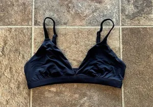 Skims Fits Everybody Triangle Bralette Onyx Medium thumbnail 4