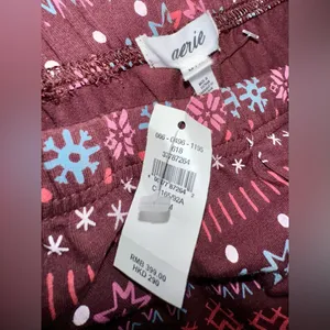 NWT AERIE geometric shapes leggings with‎ cuffed hems - medium thumbnail 5