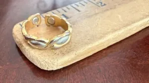 Vintage Gold Tone Ring thumbnail 1