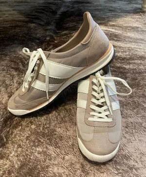 Madden Girl Sneakers thumbnail 1