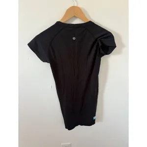 Lululemon Swiftly Tech Short Sleeve 2.0 Black Dana Hall Tennis Shirt Size 4 thumbnail 4